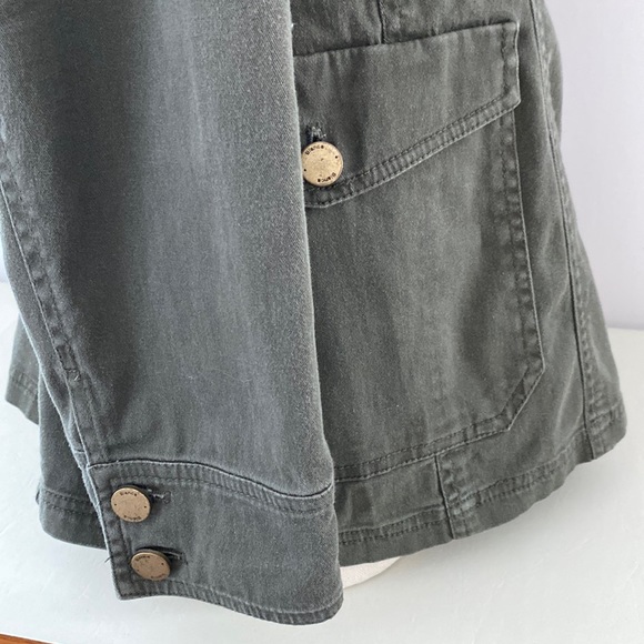 Bianca Nygard military style olive grren jacket. Chest 20”  Length 27.5” Unlined - Picture 5 of 13